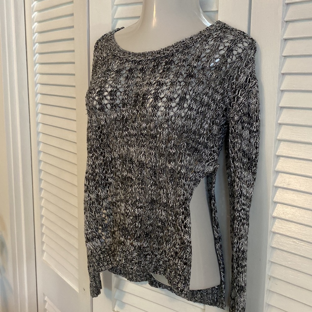 Open weave crochet sweater black white gray high low side slits